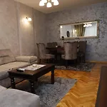 Mona * Podgorica