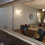 Mona * Podgoriçe